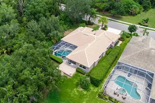 4727 Carrington Cir, Sarasota, FL 34243 - Photo 59