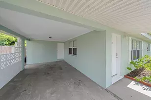 2135 Lee Ln, Sarasota, FL 34231 - Photo 33