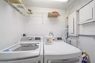 2135 Lee Ln, Sarasota, FL 34231 - Photo 27