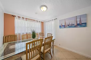 2135 Lee Ln, Sarasota, FL 34231 - Photo 15