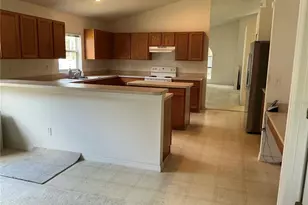 127 Aberdeen St, Davenport, FL 33837 - Photo 5