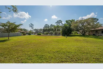 7031 Bright Creek Drive #4, Sarasota, FL 34231 - Photo 47