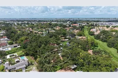 7031 Bright Creek Drive #4, Sarasota, FL 34231 - Photo 3