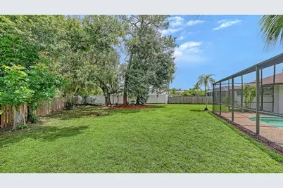 4736 Charing Cross Road, Sarasota, FL 34241 - Photo 17