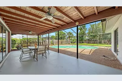 4736 Charing Cross Road, Sarasota, FL 34241 - Photo 3