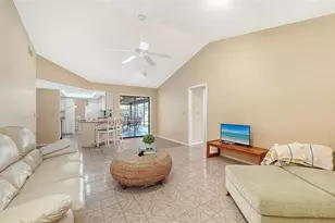 4736 Charing Cross Rd, Sarasota, FL 34241 - Photo 13