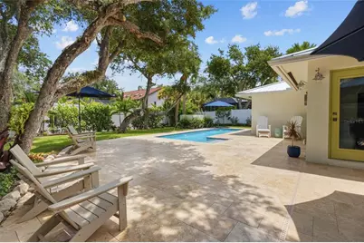 801 Edgemere Lane, Sarasota, FL 34242 - Photo 23