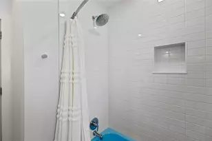801 Edgemere Ln, Sarasota, FL 34242 - Photo 21