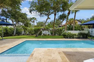 801 Edgemere Ln, Sarasota, FL 34242 - Photo 33