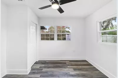 12113 Midlake Drive, Tampa, FL 33612 - Photo 25