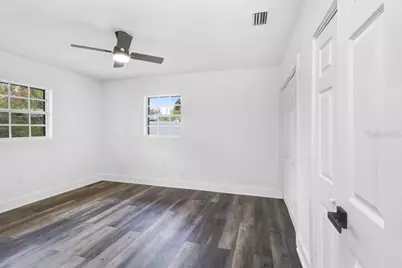 12113 Midlake Drive, Tampa, FL 33612 - Photo 29