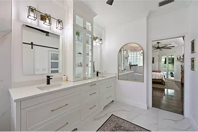 5554 Magnolia Blossom Lane, Sarasota, FL 34233 - Photo 5