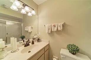 4723 Palm Aire Cir, Sarasota, FL 34243 - Photo 31