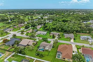 4723 Palm Aire Cir, Sarasota, FL 34243 - Photo 45