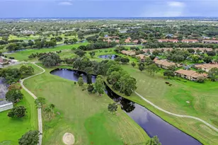 4723 Palm Aire Cir, Sarasota, FL 34243 - Photo 57