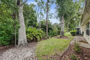 2437 Nantucket Harbor Loop, Sun City Center, FL 33573 - Photo 23