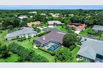 4528 Spring Flower Court, Sarasota, FL 34233 - Photo 3