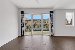 235 Cocoanut Ave, Sarasota, FL 34236 - Photo 11