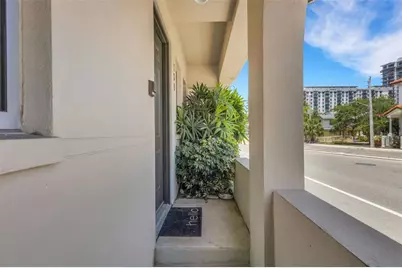 235 Cocoanut Avenue #108B, Sarasota, FL 34236 - Photo 5