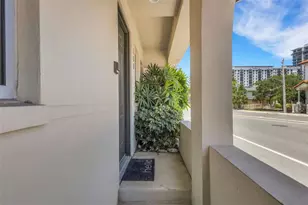 235 Cocoanut Ave, Sarasota, FL 34236 - Photo 5