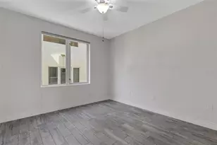 235 Cocoanut Ave, Sarasota, FL 34236 - Photo 23