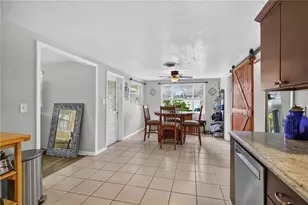 535 Caruso Pl, Sarasota, FL 34237 - Photo 11