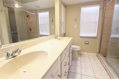2516 E Milmar Drive, Sarasota, FL 34237 - Photo 9