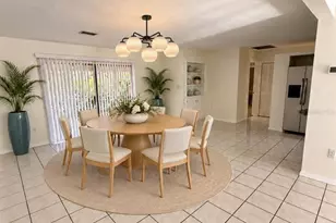 2516 E Milmar Dr, Sarasota, FL 34237 - Photo 5