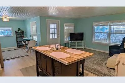 3907 115th Street Court W, Bradenton, FL 34210 - Photo 7
