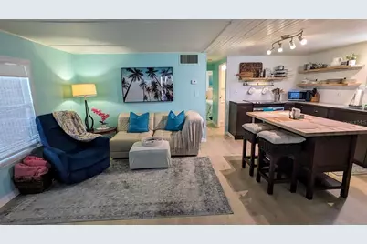 3907 115th Street Court W, Bradenton, FL 34210 - Photo 5