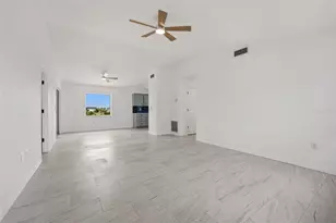192 Annapolis Ln, Rotonda West, FL 33947 - Photo 3