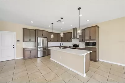 4702 Birdsong Drive, Palmetto, FL 34221 - Photo 9