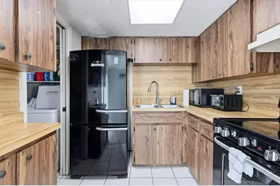 1805 Marbeth Street #1805/1807, Sarasota, FL 34231 - Photo 5