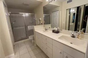 318 Clearbrook Cir, Venice, FL 34292 - Photo 11