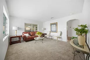 2216 E McBerry St, Tampa, FL 33610 - Photo 5