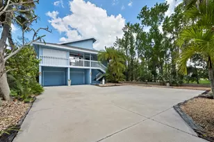 4114 Roberts Point Cir, Sarasota, FL 34242 - Photo 5