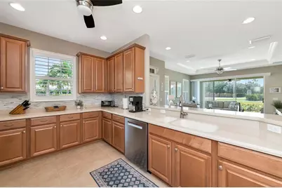 250 Capulet Drive, Venice, FL 34292 - Photo 11