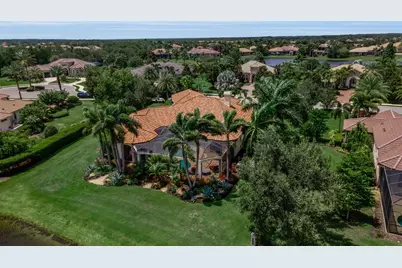15114 Linn Park Terrace, Lakewood Ranch, FL 34202 - Photo 19