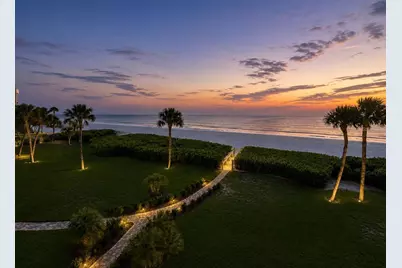 2675 Gulf Of Mexico Drive #203, Longboat Key, FL 34228 - Photo 17