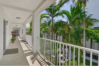 433 Central Avenue, Sarasota, FL 34236 - Photo 3