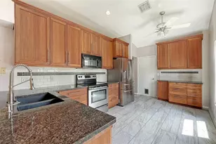 4910 6th Ave E, Bradenton, FL 34208 - Photo 15