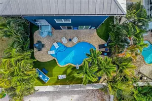 159 Crescent Dr, Anna Maria, FL 34216 - Photo 67