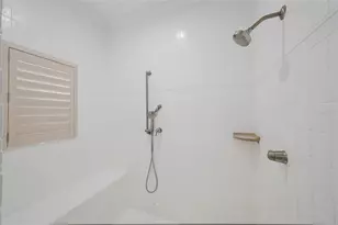159 Crescent Dr, Anna Maria, FL 34216 - Photo 41