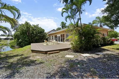 4919 32nd Avenue Drive W, Bradenton, FL 34209 - Photo 3