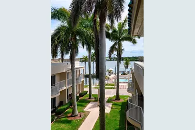 5963 Midnight Pass Road #332, Sarasota, FL 34242 - Photo 23