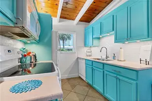 6006 Midnight Pass Rd, Sarasota, FL 34242 - Photo 13
