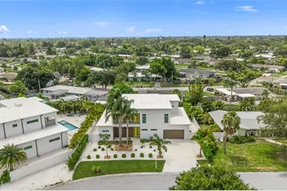 2532 Fruit Tree Drive, Sarasota, FL 34239 - Photo 65