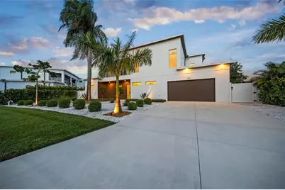 2532 Fruit Tree Drive, Sarasota, FL 34239 - Photo 41