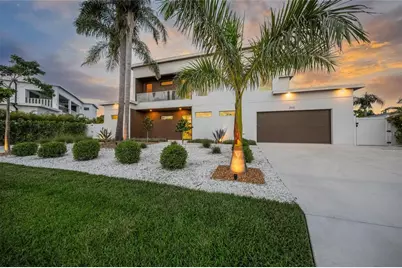 2532 Fruit Tree Drive, Sarasota, FL 34239 - Photo 35