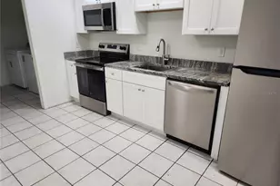 1120 36th St W, Bradenton, FL 34205 - Photo 5